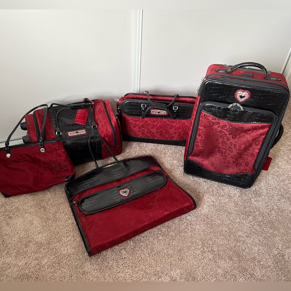 5-piece Brighton Luggage Set!